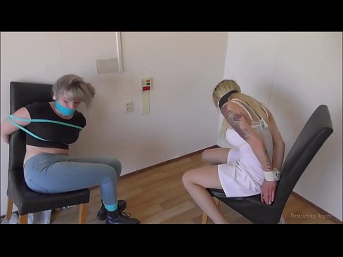 ❤️ E varur / e lidhur dhe e gojës / vajzë në ankth ❤❌ Porno shtëpie në pornografi sq.tukifporno.ru ❤